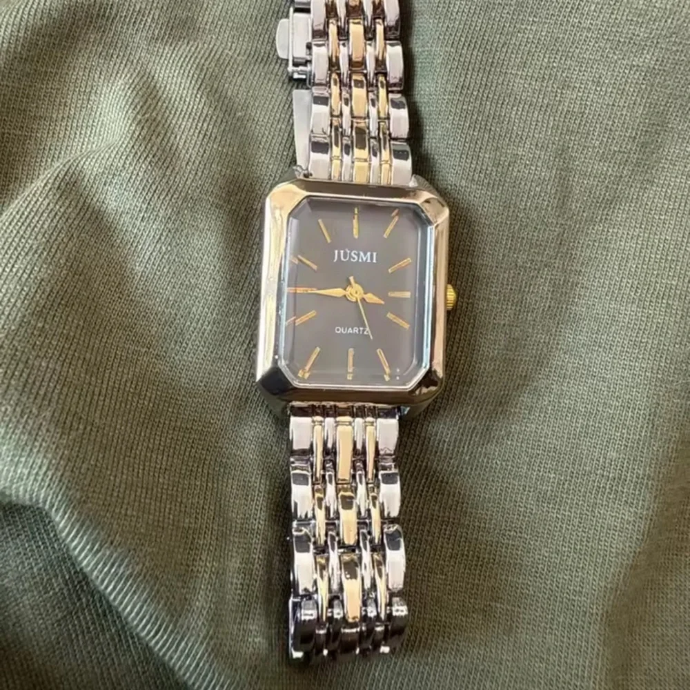 Brand NEW  Watch – Black Dial QUARTZ